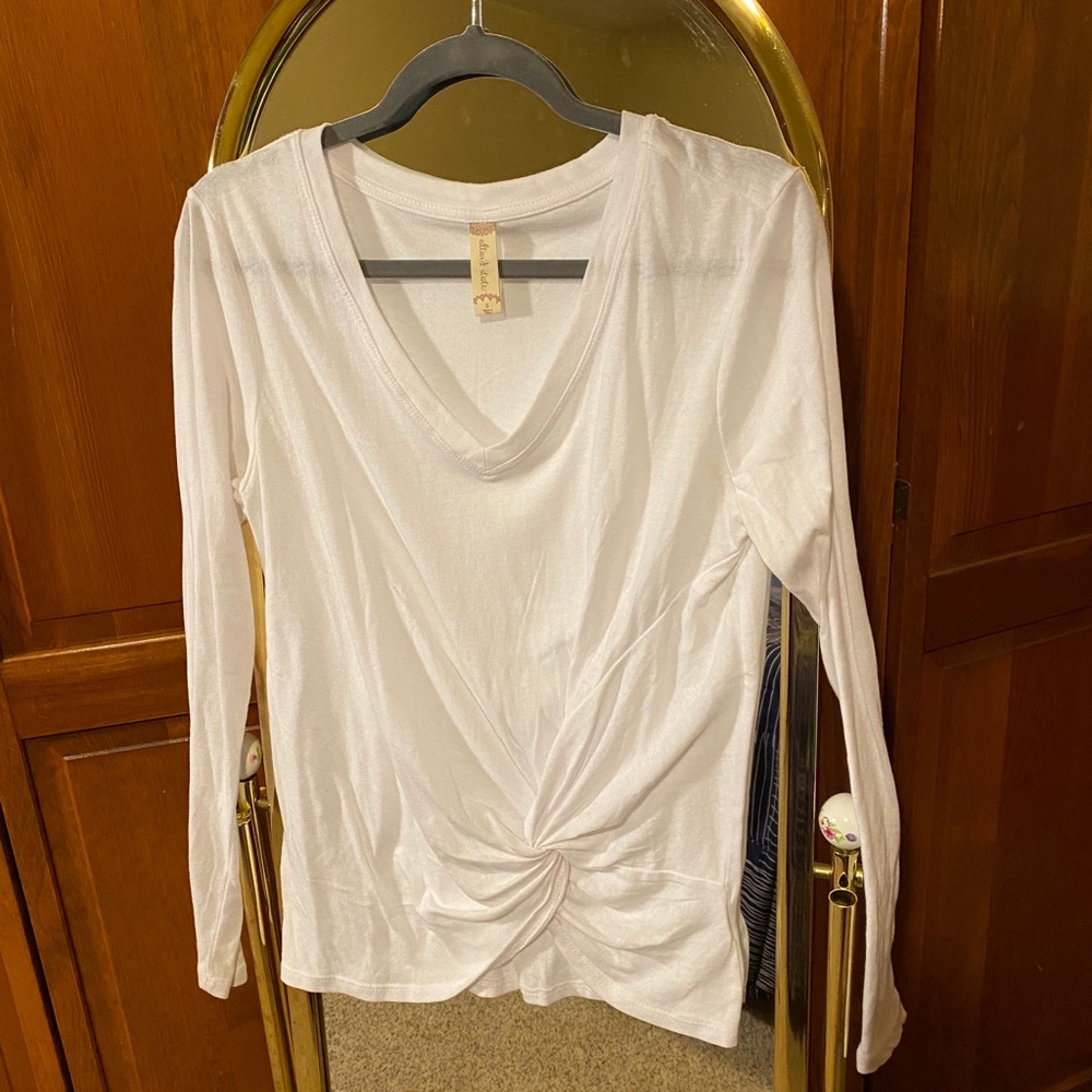 Altr’d State Long sleeve white tee